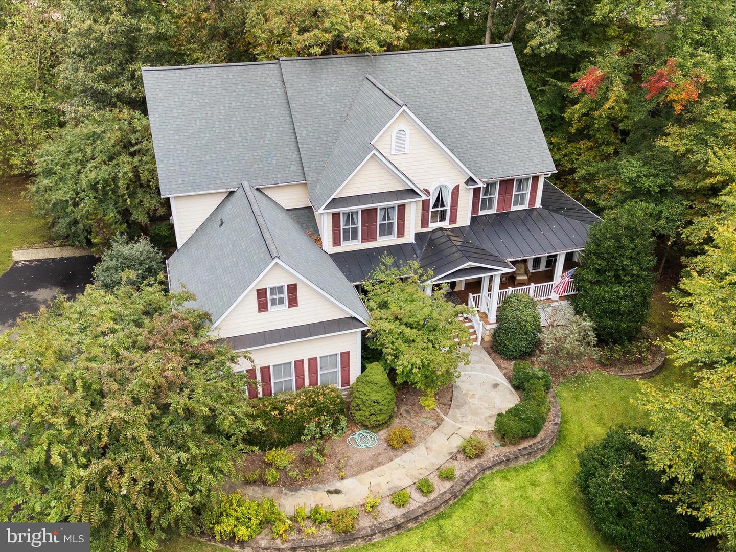 12848 REDBIRD RDG, CLIFTON, Virginia 20124, 5 Bedrooms Bedrooms, ,4 BathroomsBathrooms,Residential,For sale,12848 REDBIRD RDG,VAFX2272730 MLS # VAFX2272730