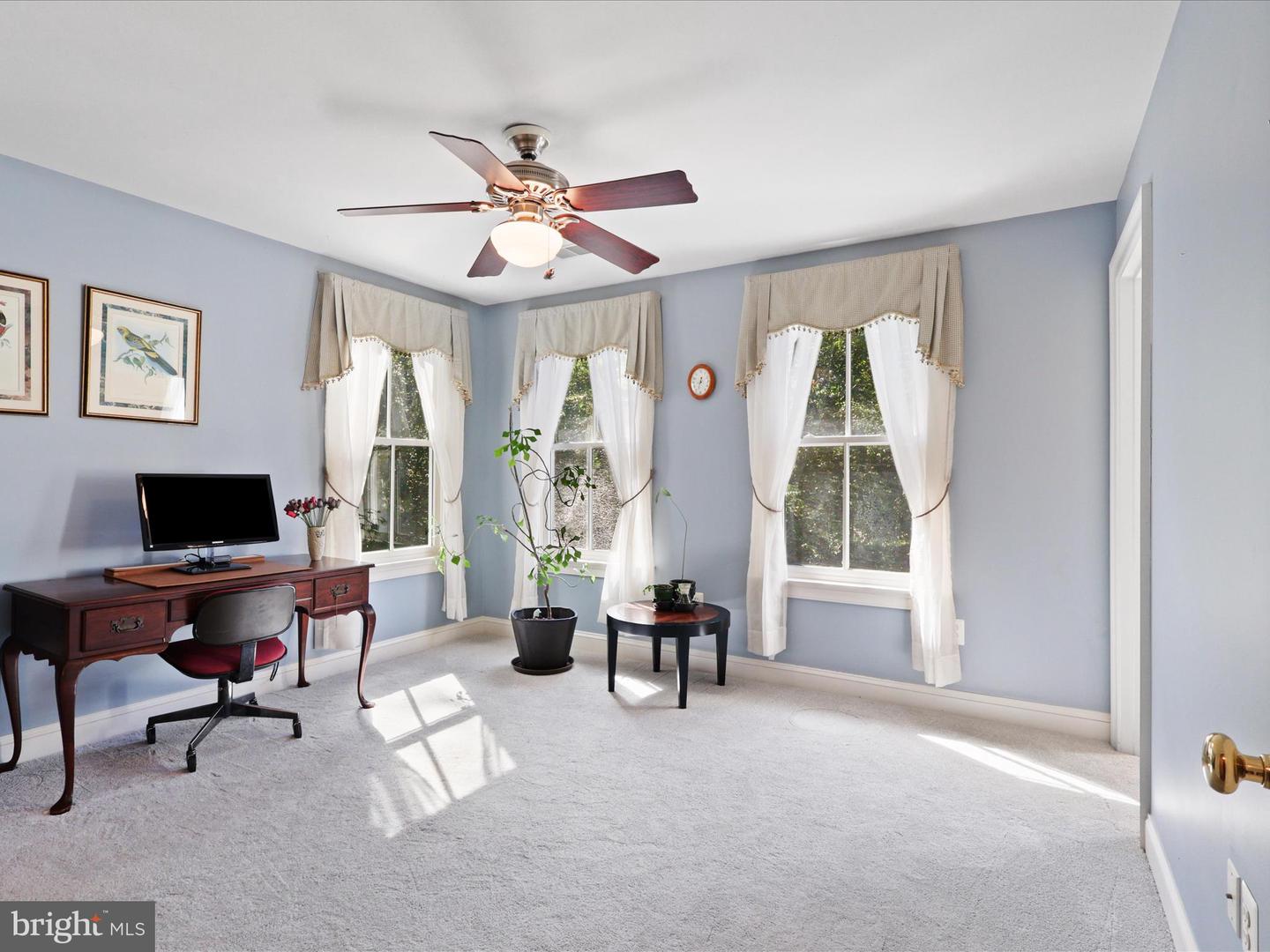 12848 REDBIRD RDG, CLIFTON, Virginia 20124, 5 Bedrooms Bedrooms, ,4 BathroomsBathrooms,Residential,For sale,12848 REDBIRD RDG,VAFX2272730 MLS # VAFX2272730