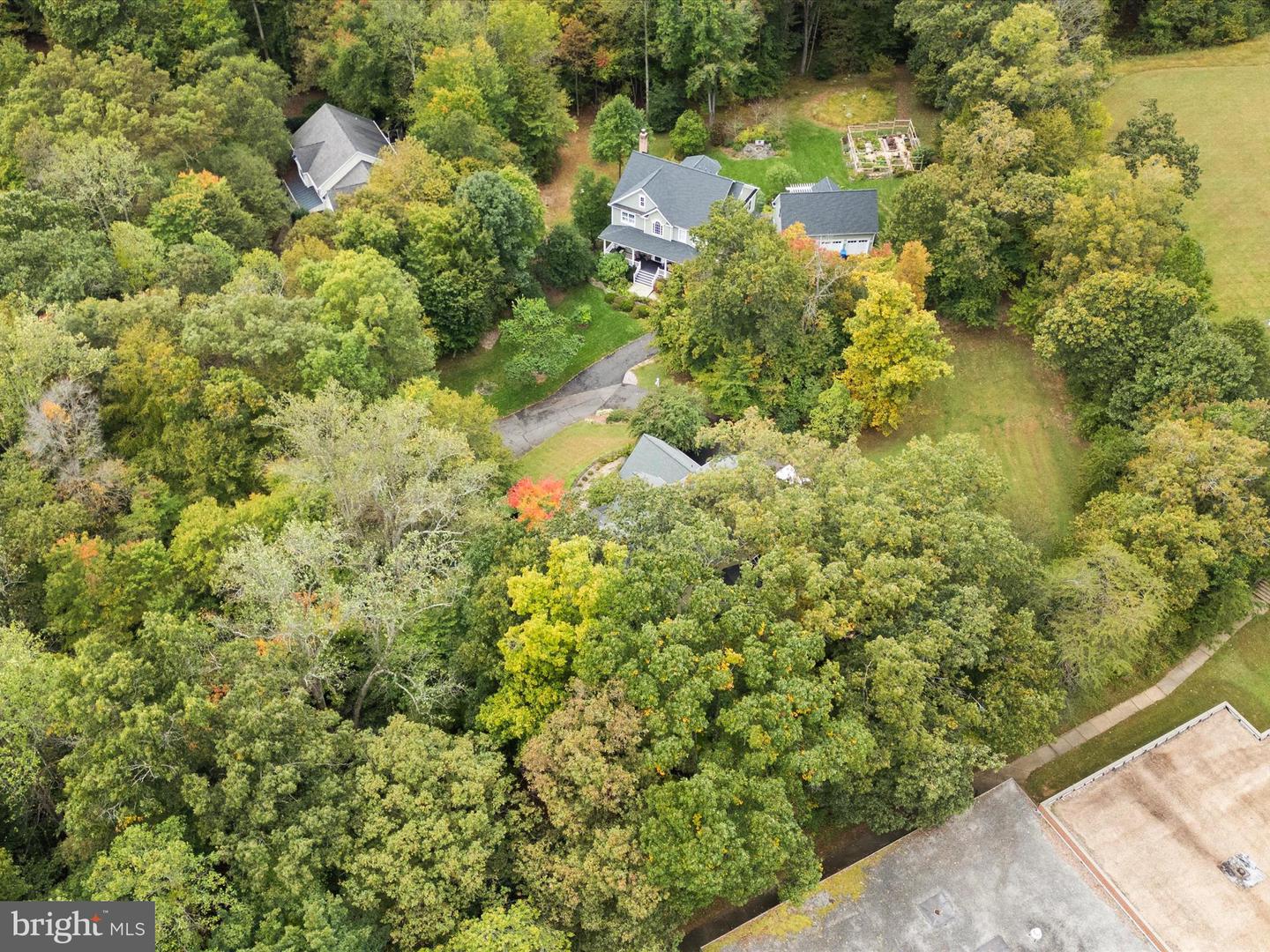 12848 REDBIRD RDG, CLIFTON, Virginia 20124, 5 Bedrooms Bedrooms, ,4 BathroomsBathrooms,Residential,For sale,12848 REDBIRD RDG,VAFX2272730 MLS # VAFX2272730