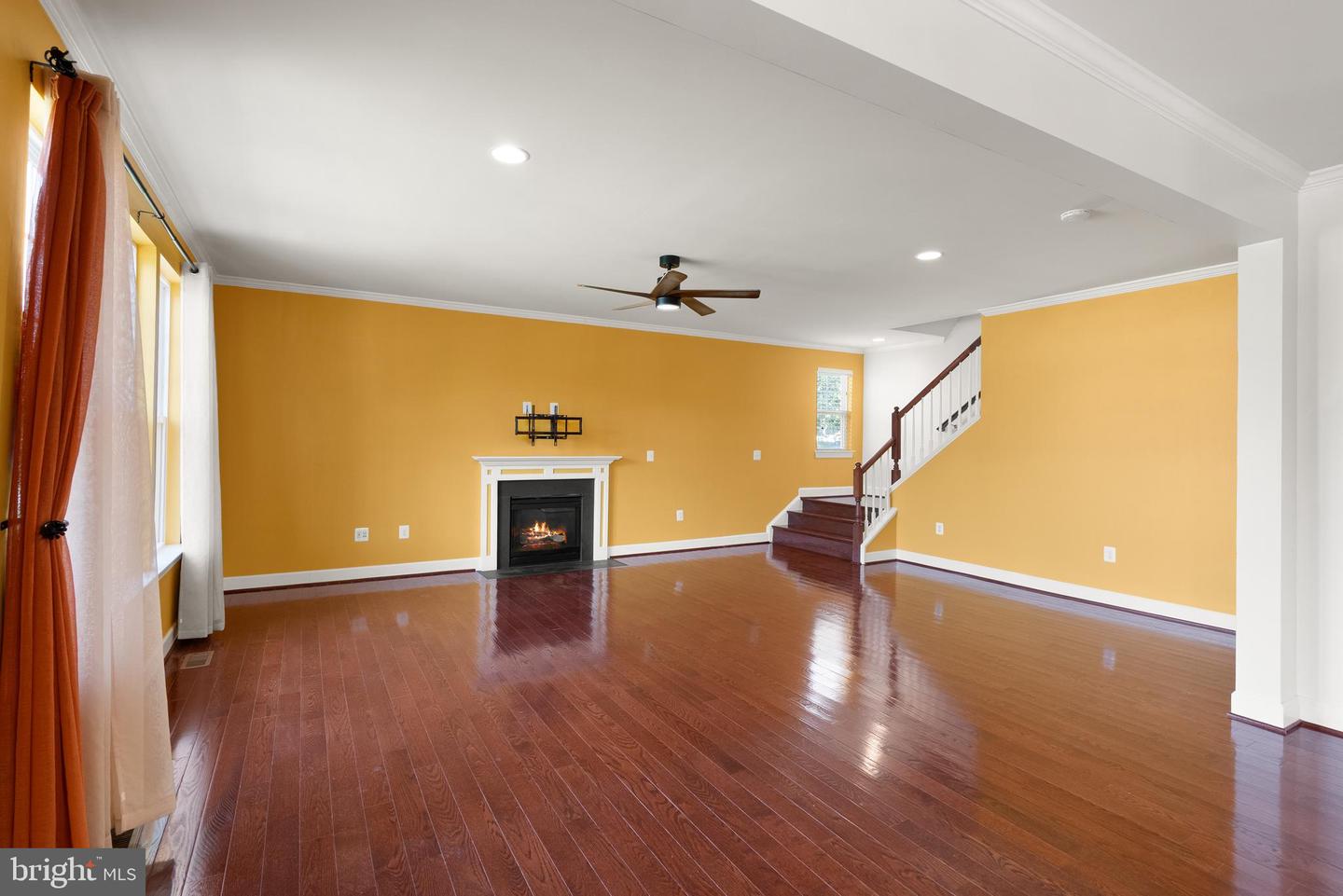 5666 SPRIGGS MEADOW DR, WOODBRIDGE, Virginia 22193, 5 Bedrooms Bedrooms, ,4 BathroomsBathrooms,Residential,For sale,5666 SPRIGGS MEADOW DR,VAPW2105400 MLS # VAPW2105400