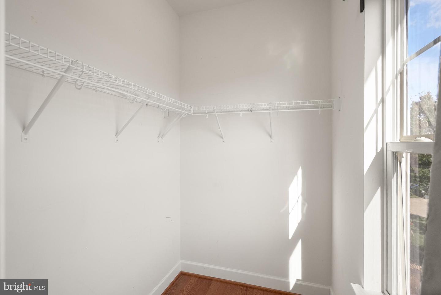 5666 SPRIGGS MEADOW DR, WOODBRIDGE, Virginia 22193, 5 Bedrooms Bedrooms, ,4 BathroomsBathrooms,Residential,For sale,5666 SPRIGGS MEADOW DR,VAPW2105400 MLS # VAPW2105400