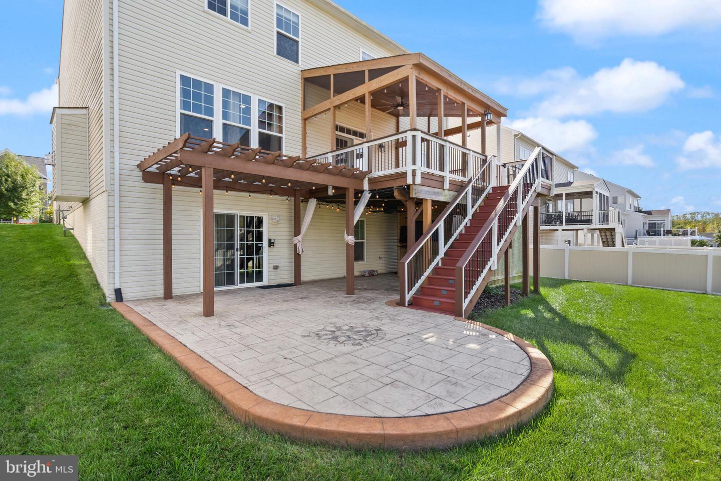5666 SPRIGGS MEADOW DR, WOODBRIDGE, Virginia 22193, 5 Bedrooms Bedrooms, ,4 BathroomsBathrooms,Residential,For sale,5666 SPRIGGS MEADOW DR,VAPW2105400 MLS # VAPW2105400