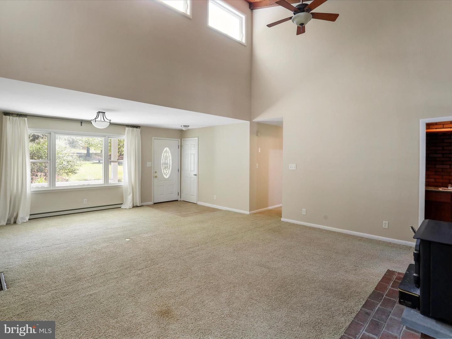 227 MILE RIDGE ESTS, STRASBURG, Virginia 22641, 3 Bedrooms Bedrooms, ,2 BathroomsBathrooms,Residential,For sale,227 MILE RIDGE ESTS,VASH2012712 MLS # VASH2012712