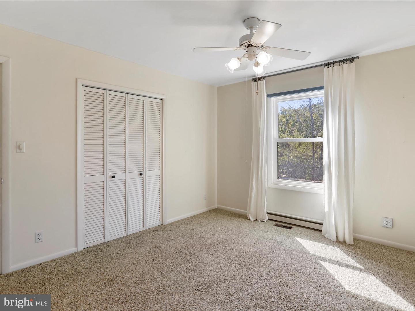 227 MILE RIDGE ESTS, STRASBURG, Virginia 22641, 3 Bedrooms Bedrooms, ,2 BathroomsBathrooms,Residential,For sale,227 MILE RIDGE ESTS,VASH2012712 MLS # VASH2012712