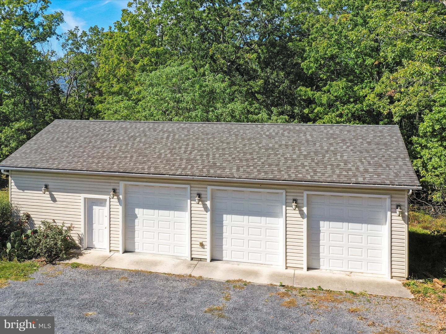 227 MILE RIDGE ESTS, STRASBURG, Virginia 22641, 3 Bedrooms Bedrooms, ,2 BathroomsBathrooms,Residential,For sale,227 MILE RIDGE ESTS,VASH2012712 MLS # VASH2012712