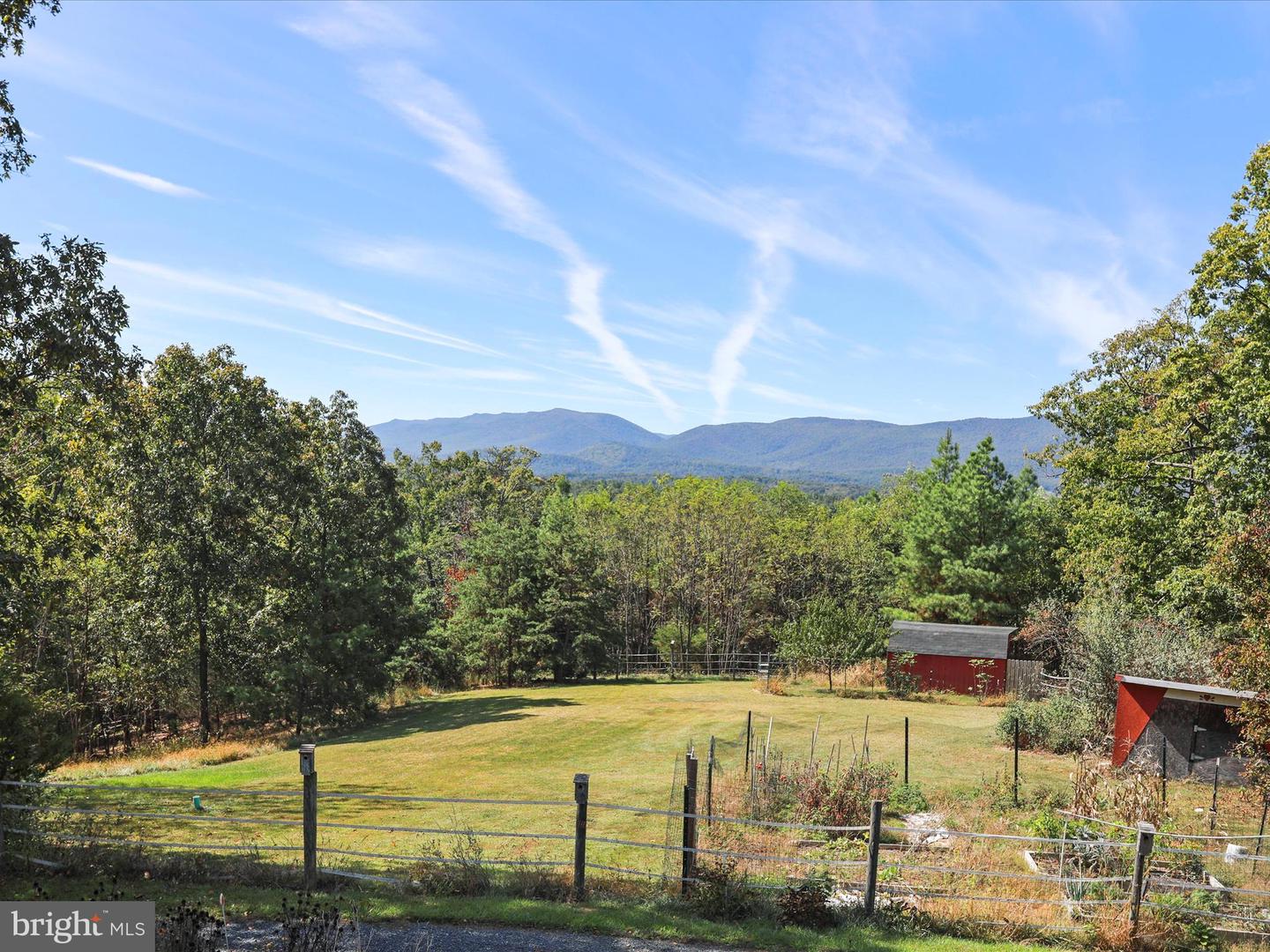 227 MILE RIDGE ESTS, STRASBURG, Virginia 22641, 3 Bedrooms Bedrooms, ,2 BathroomsBathrooms,Residential,For sale,227 MILE RIDGE ESTS,VASH2012712 MLS # VASH2012712
