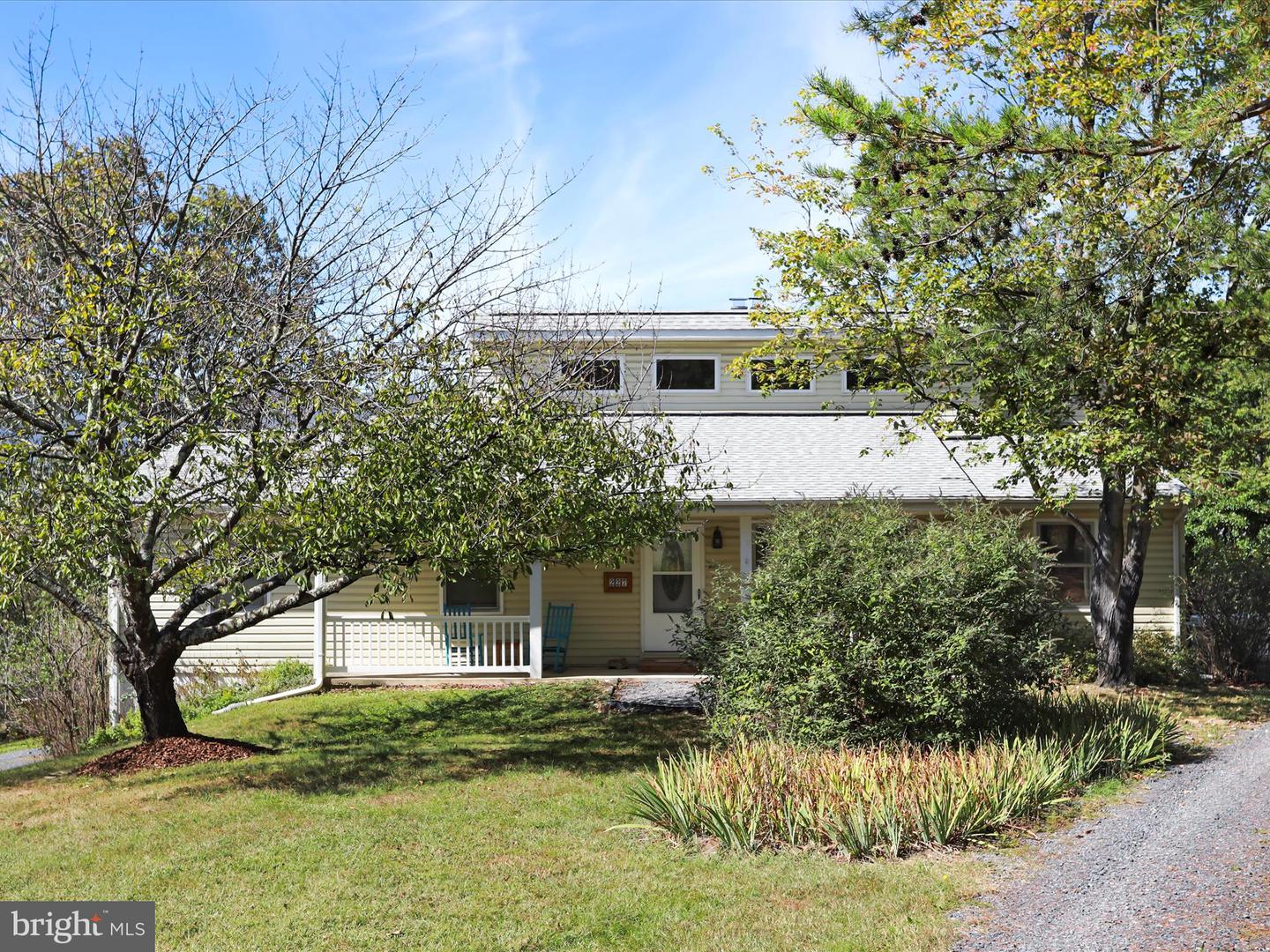 227 MILE RIDGE ESTS, STRASBURG, Virginia 22641, 3 Bedrooms Bedrooms, ,2 BathroomsBathrooms,Residential,For sale,227 MILE RIDGE ESTS,VASH2012712 MLS # VASH2012712