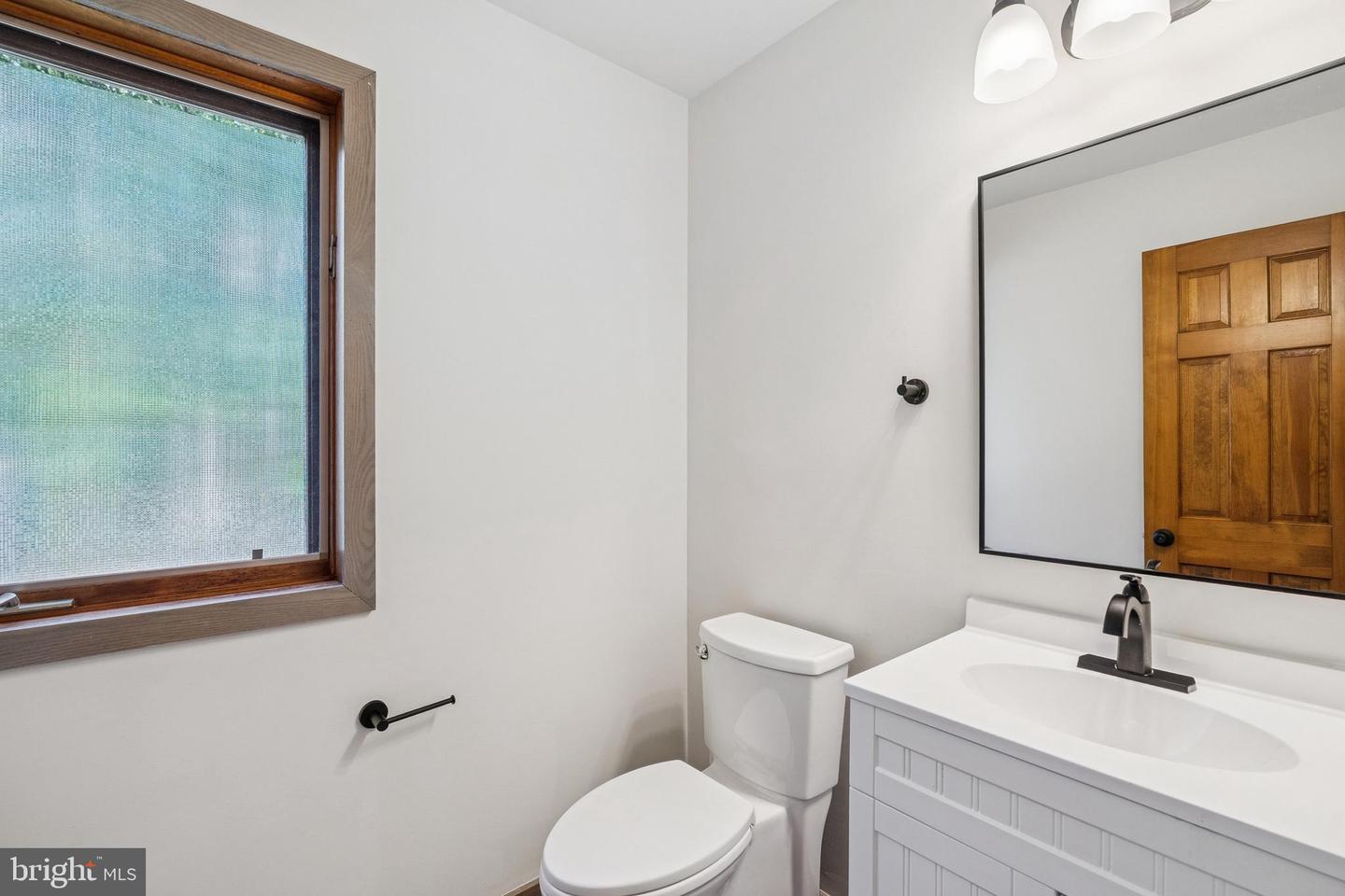40946 MANOR HOUSE RD, LEESBURG, Virginia 20175, 4 Bedrooms Bedrooms, ,3 BathroomsBathrooms,Residential,For sale,40946 MANOR HOUSE RD,VALO2108292 MLS # VALO2108292