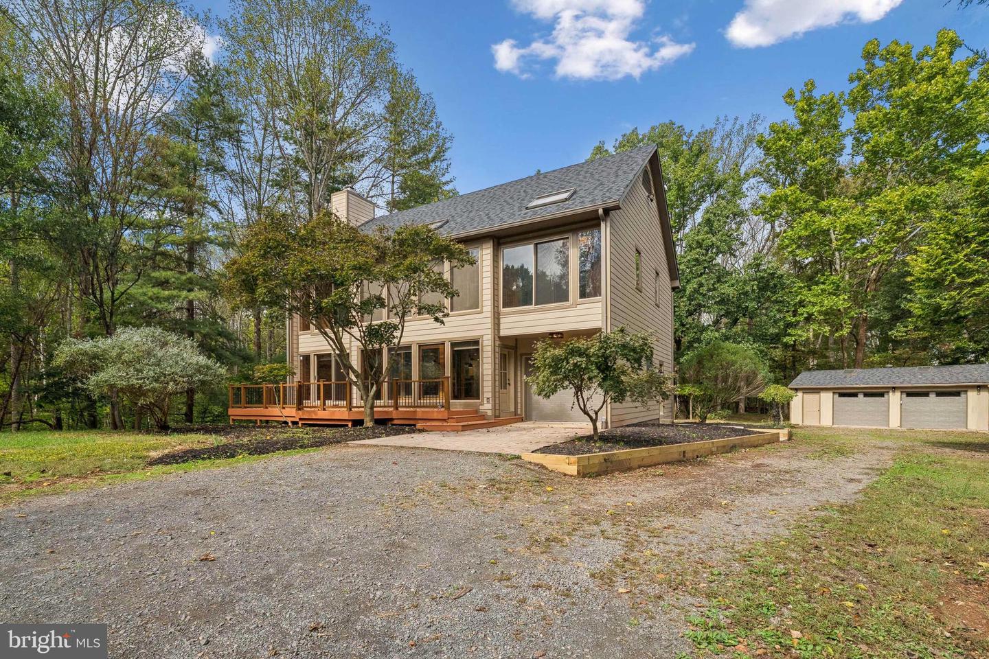 40946 MANOR HOUSE RD, LEESBURG, Virginia 20175, 4 Bedrooms Bedrooms, ,3 BathroomsBathrooms,Residential,For sale,40946 MANOR HOUSE RD,VALO2108292 MLS # VALO2108292