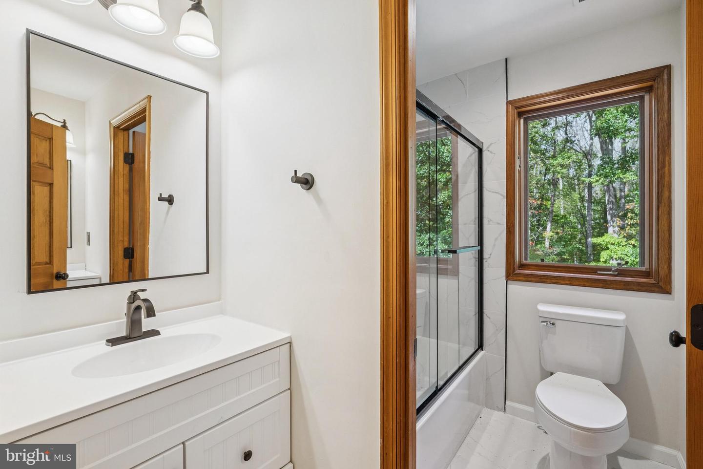 40946 MANOR HOUSE RD, LEESBURG, Virginia 20175, 4 Bedrooms Bedrooms, ,3 BathroomsBathrooms,Residential,For sale,40946 MANOR HOUSE RD,VALO2108292 MLS # VALO2108292