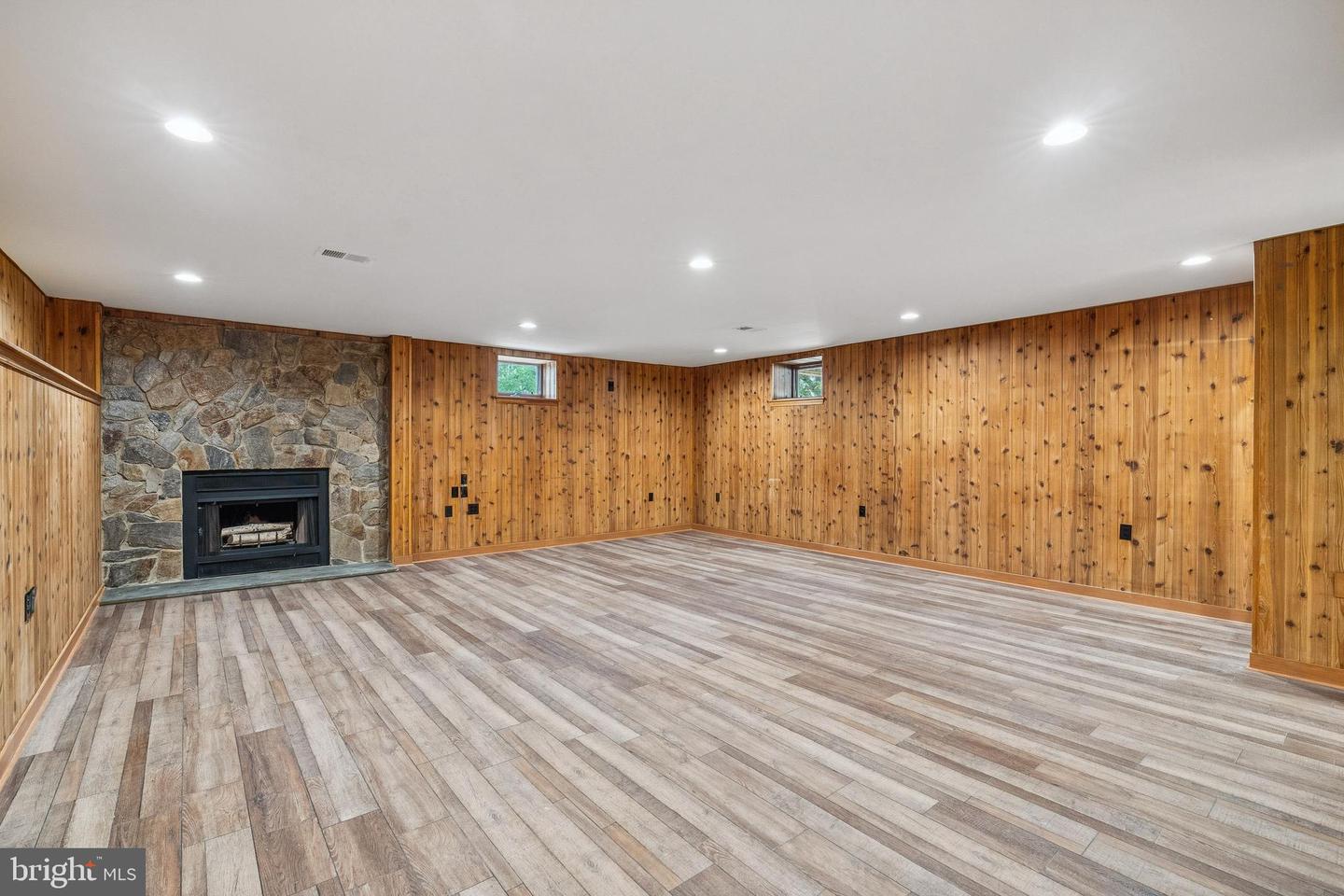 40946 MANOR HOUSE RD, LEESBURG, Virginia 20175, 4 Bedrooms Bedrooms, ,3 BathroomsBathrooms,Residential,For sale,40946 MANOR HOUSE RD,VALO2108292 MLS # VALO2108292