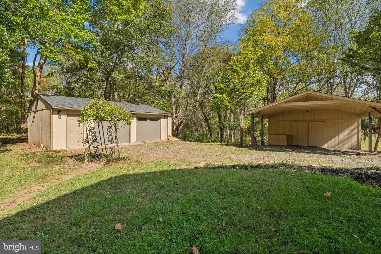 40946 MANOR HOUSE RD, LEESBURG, Virginia 20175, 4 Bedrooms Bedrooms, ,3 BathroomsBathrooms,Residential,For sale,40946 MANOR HOUSE RD,VALO2108292 MLS # VALO2108292