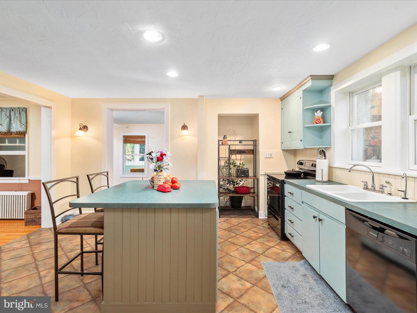 227 MILLER ST, WINCHESTER, Virginia 22601, 4 Bedrooms Bedrooms, ,4 BathroomsBathrooms,Residential,For sale,227 MILLER ST,VAWI2009194 MLS # VAWI2009194