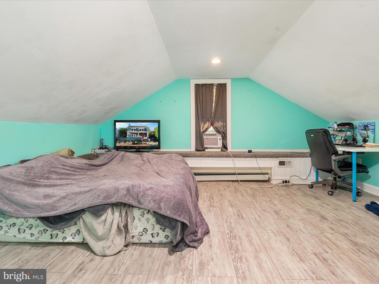 227 MILLER ST, WINCHESTER, Virginia 22601, 4 Bedrooms Bedrooms, ,4 BathroomsBathrooms,Residential,For sale,227 MILLER ST,VAWI2009194 MLS # VAWI2009194