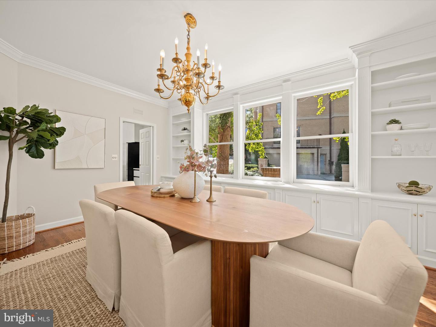 4700 FOXHALL CRES NW, WASHINGTON, District Of Columbia 20007, 4 Bedrooms Bedrooms, ,4 BathroomsBathrooms,Residential,For sale,4700 FOXHALL CRES NW,DCDC2225796 MLS # DCDC2225796