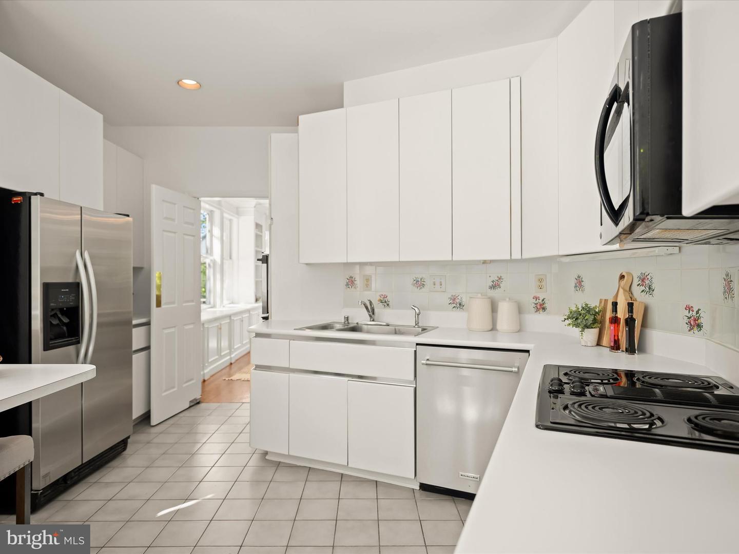 4700 FOXHALL CRES NW, WASHINGTON, District Of Columbia 20007, 4 Bedrooms Bedrooms, ,4 BathroomsBathrooms,Residential,For sale,4700 FOXHALL CRES NW,DCDC2225796 MLS # DCDC2225796