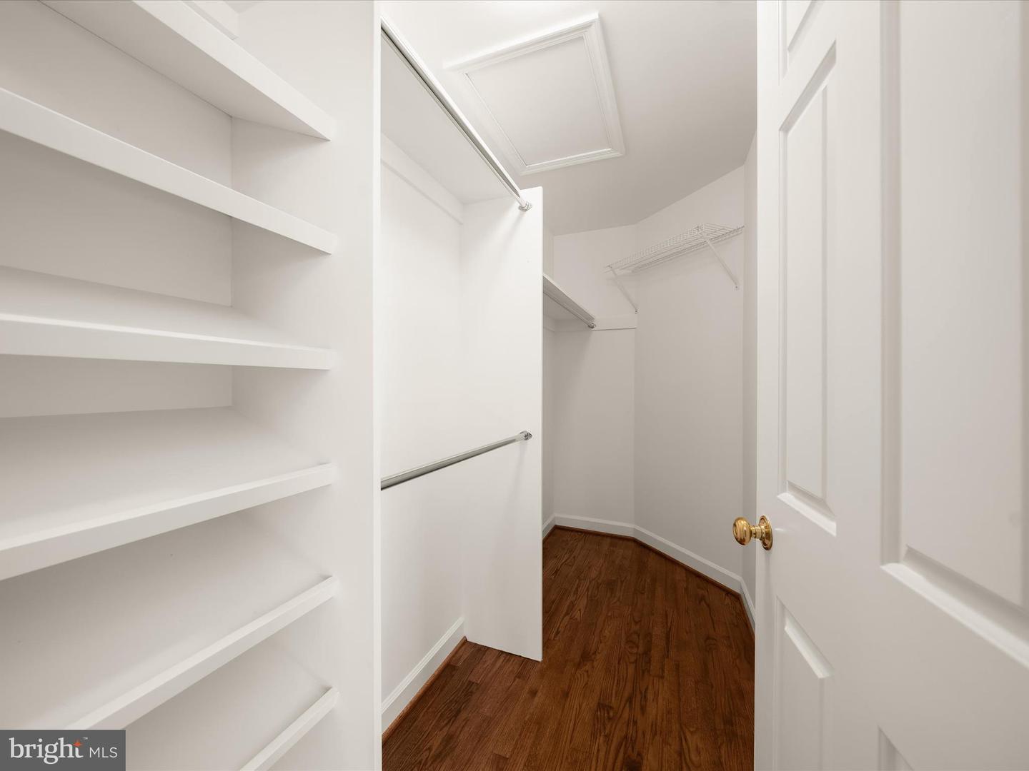 4700 FOXHALL CRES NW, WASHINGTON, District Of Columbia 20007, 4 Bedrooms Bedrooms, ,4 BathroomsBathrooms,Residential,For sale,4700 FOXHALL CRES NW,DCDC2225796 MLS # DCDC2225796