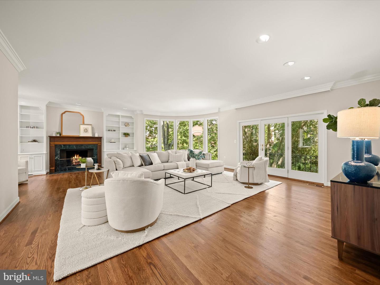 4700 FOXHALL CRES NW, WASHINGTON, District Of Columbia 20007, 4 Bedrooms Bedrooms, ,4 BathroomsBathrooms,Residential,For sale,4700 FOXHALL CRES NW,DCDC2225796 MLS # DCDC2225796