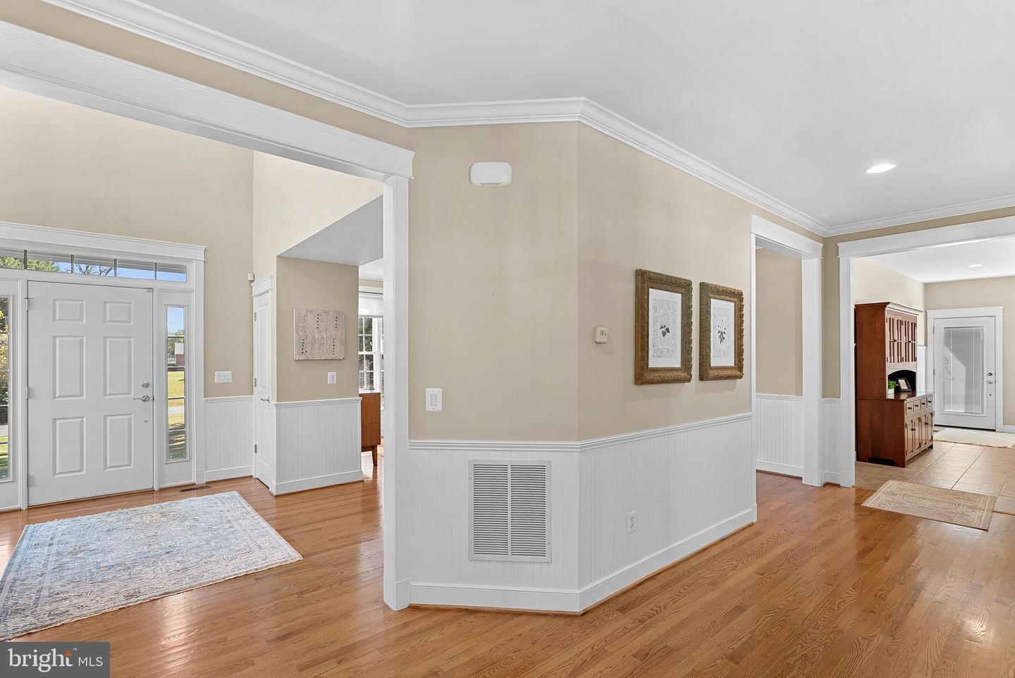 10 CROUCH ST, STERLING, Virginia 20165, 5 Bedrooms Bedrooms, ,4 BathroomsBathrooms,Residential,For sale,10 CROUCH ST,VALO2108384 MLS # VALO2108384
