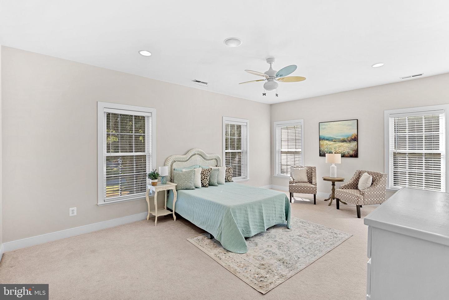 10 CROUCH ST, STERLING, Virginia 20165, 5 Bedrooms Bedrooms, ,4 BathroomsBathrooms,Residential,For sale,10 CROUCH ST,VALO2108384 MLS # VALO2108384