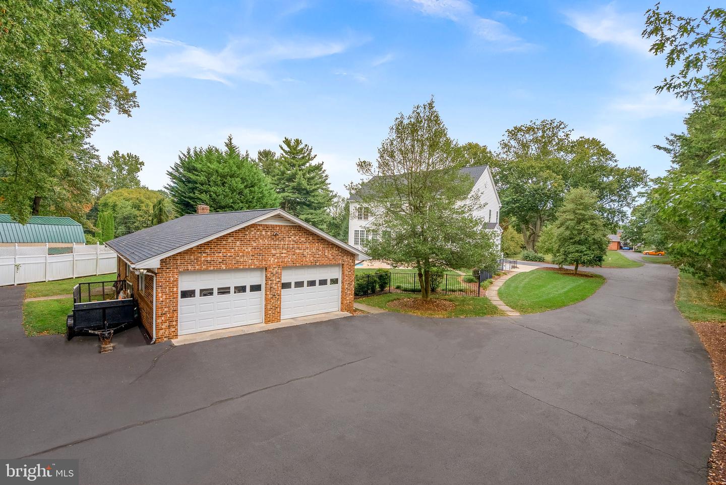 10 CROUCH ST, STERLING, Virginia 20165, 5 Bedrooms Bedrooms, ,4 BathroomsBathrooms,Residential,For sale,10 CROUCH ST,VALO2108384 MLS # VALO2108384