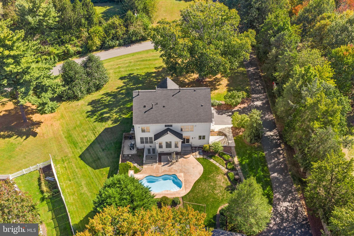10 CROUCH ST, STERLING, Virginia 20165, 5 Bedrooms Bedrooms, ,4 BathroomsBathrooms,Residential,For sale,10 CROUCH ST,VALO2108384 MLS # VALO2108384
