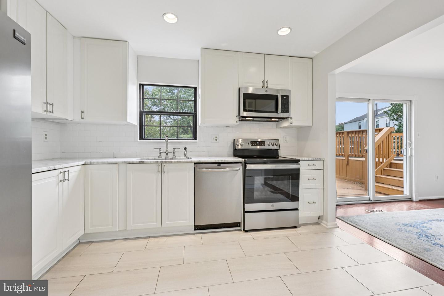 2 BERKELEY CT, STERLING, Virginia 20165, 4 Bedrooms Bedrooms, ,2 BathroomsBathrooms,Residential,For sale,2 BERKELEY CT,VALO2108396 MLS # VALO2108396