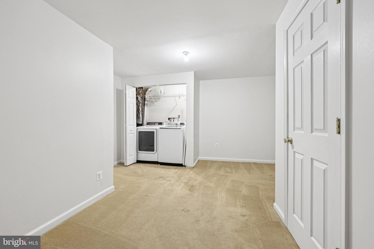 2 BERKELEY CT, STERLING, Virginia 20165, 4 Bedrooms Bedrooms, ,2 BathroomsBathrooms,Residential,For sale,2 BERKELEY CT,VALO2108396 MLS # VALO2108396