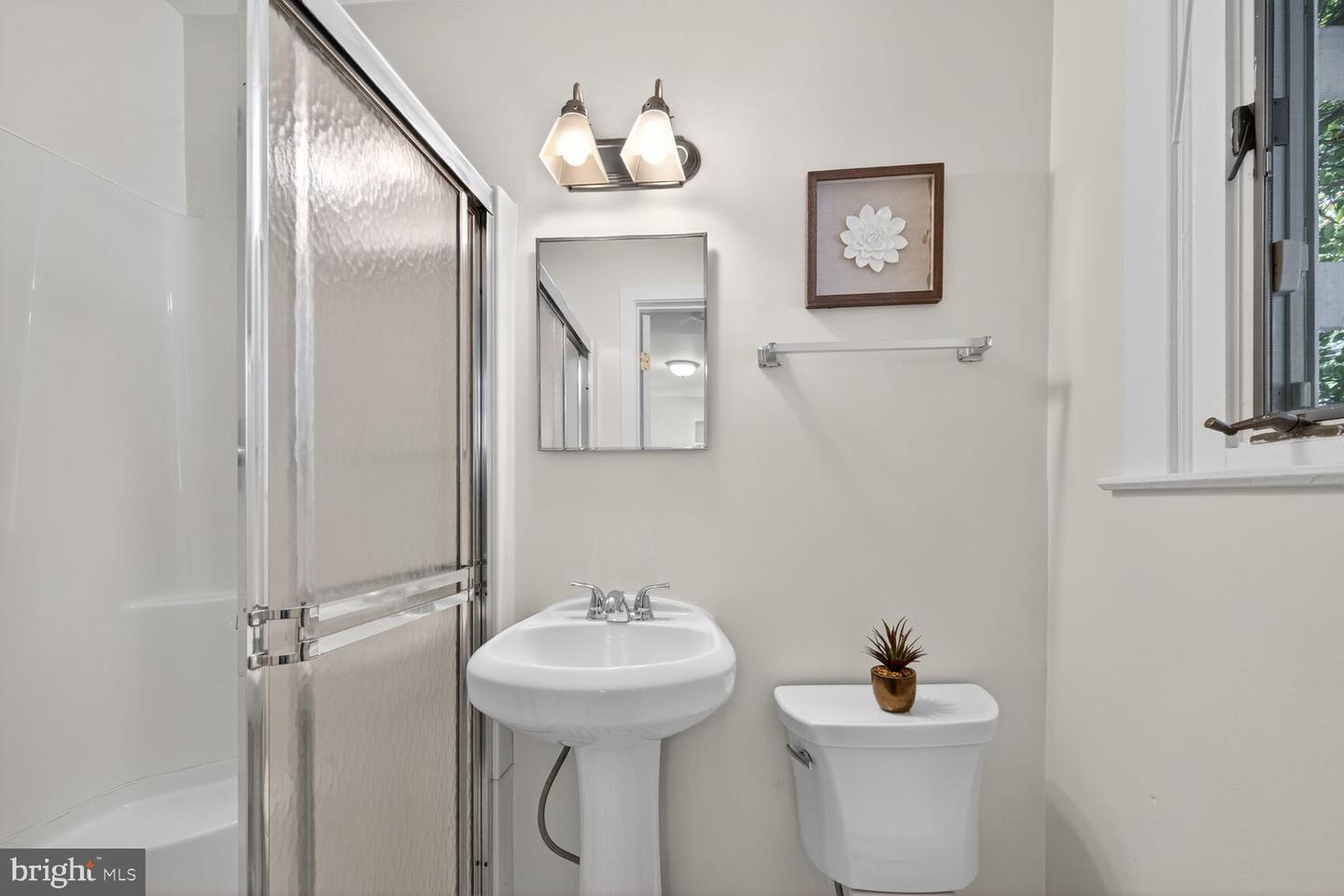 4209 ELLICOTT ST NW, WASHINGTON, District Of Columbia 20016, 3 Bedrooms Bedrooms, ,4 BathroomsBathrooms,Residential,For sale,4209 ELLICOTT ST NW,DCDC2225944 MLS # DCDC2225944