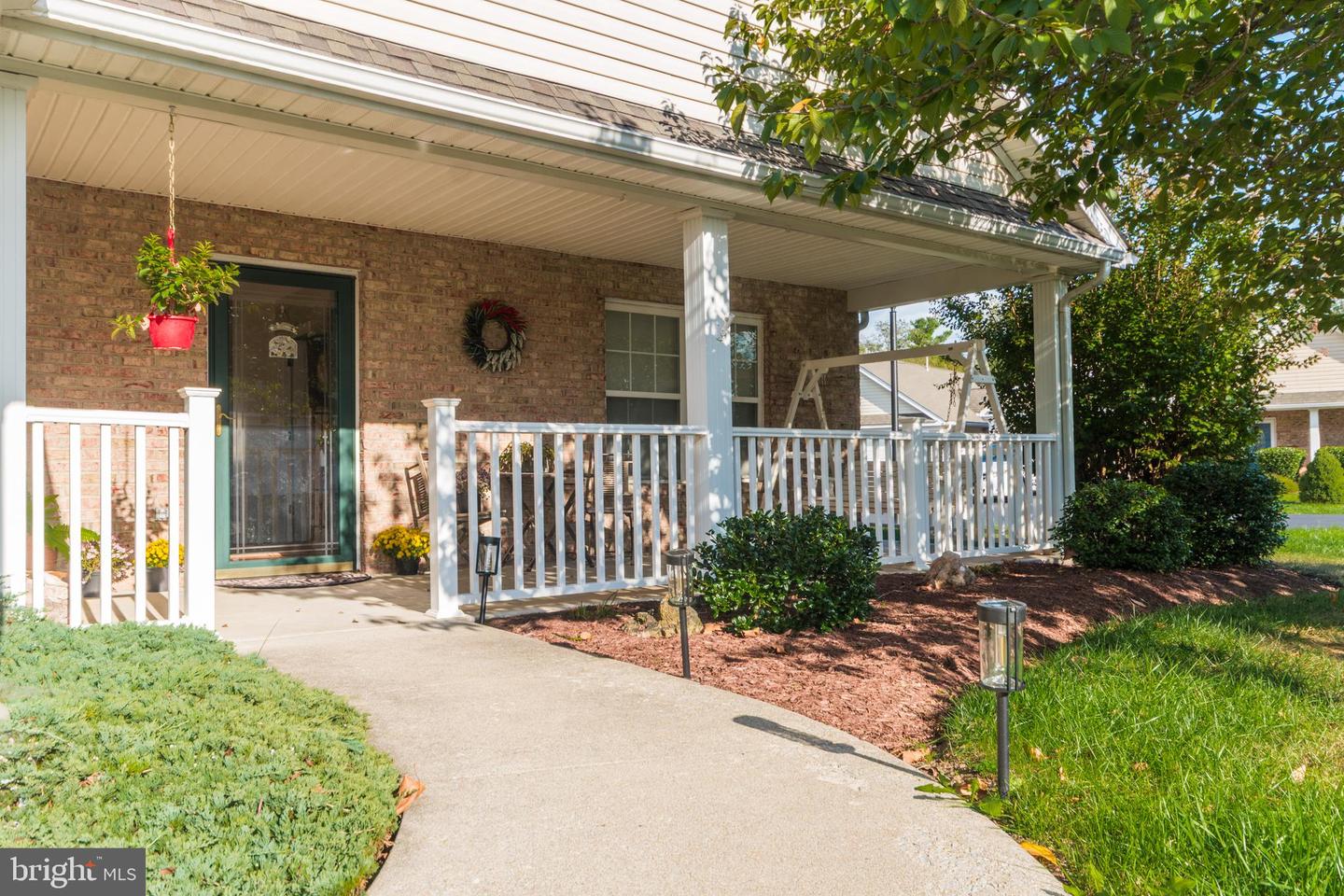 221 CRESTWOOD LN, WINCHESTER, Virginia 22602, 2 Bedrooms Bedrooms, ,2 BathroomsBathrooms,Residential,For sale,221 CRESTWOOD LN,VAFV2037270 MLS # VAFV2037270