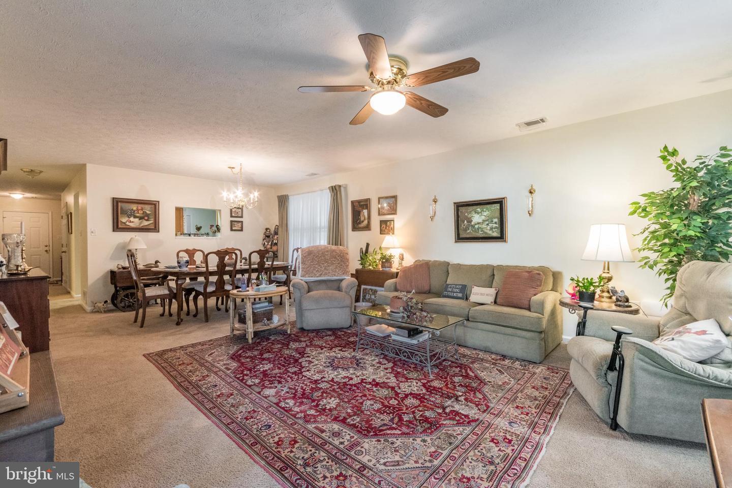 221 CRESTWOOD LN, WINCHESTER, Virginia 22602, 2 Bedrooms Bedrooms, ,2 BathroomsBathrooms,Residential,For sale,221 CRESTWOOD LN,VAFV2037270 MLS # VAFV2037270
