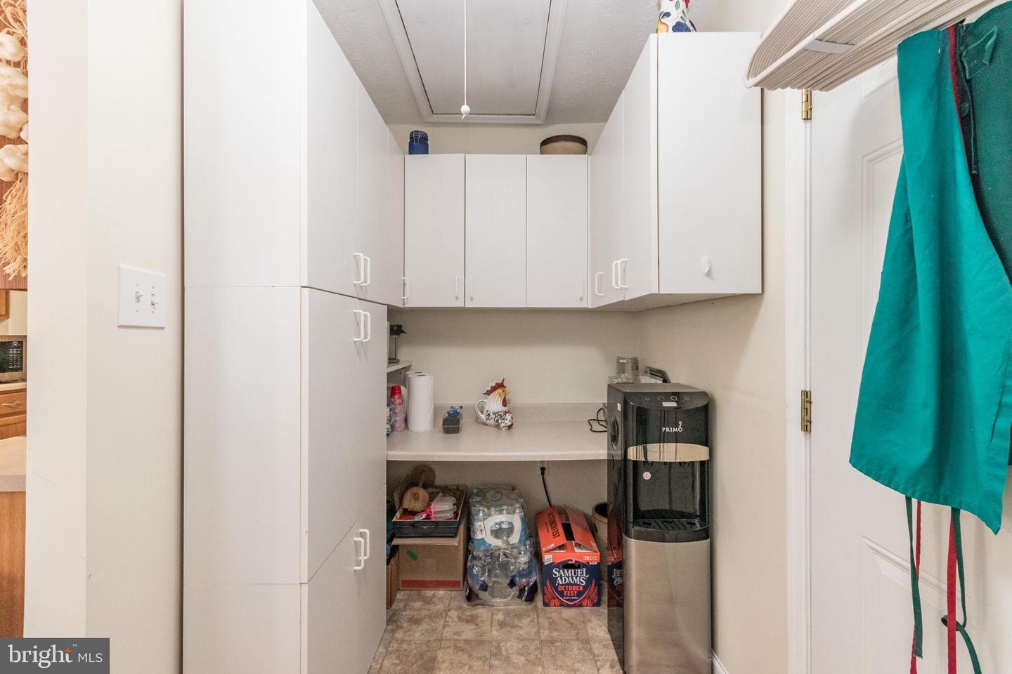 221 CRESTWOOD LN, WINCHESTER, Virginia 22602, 2 Bedrooms Bedrooms, ,2 BathroomsBathrooms,Residential,For sale,221 CRESTWOOD LN,VAFV2037270 MLS # VAFV2037270