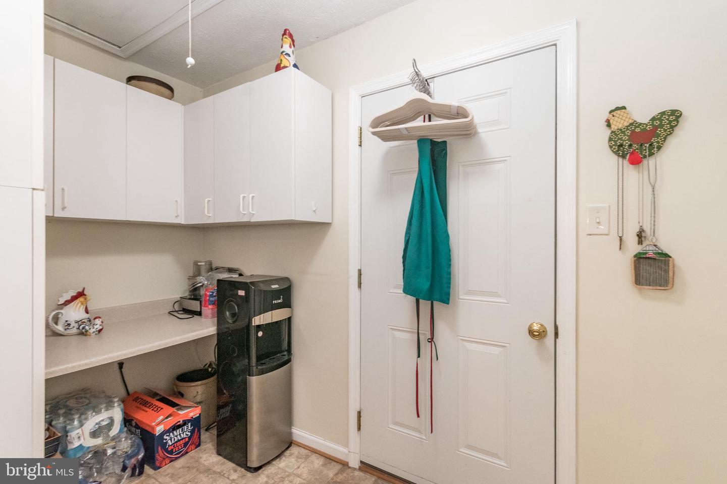 221 CRESTWOOD LN, WINCHESTER, Virginia 22602, 2 Bedrooms Bedrooms, ,2 BathroomsBathrooms,Residential,For sale,221 CRESTWOOD LN,VAFV2037270 MLS # VAFV2037270