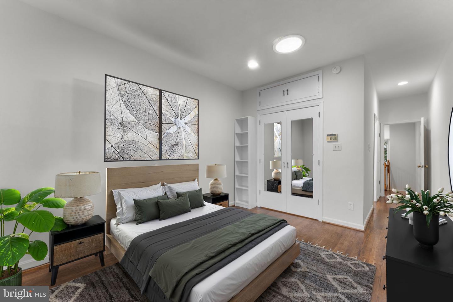 614 8TH ST NE, WASHINGTON, District Of Columbia 20002, 3 Bedrooms Bedrooms, ,2 BathroomsBathrooms,Residential,For sale,614 8TH ST NE,DCDC2225722 MLS # DCDC2225722