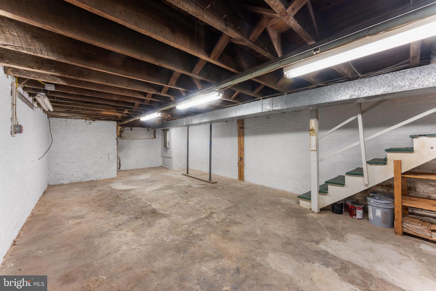 614 8TH ST NE, WASHINGTON, District Of Columbia 20002, 3 Bedrooms Bedrooms, ,2 BathroomsBathrooms,Residential,For sale,614 8TH ST NE,DCDC2225722 MLS # DCDC2225722