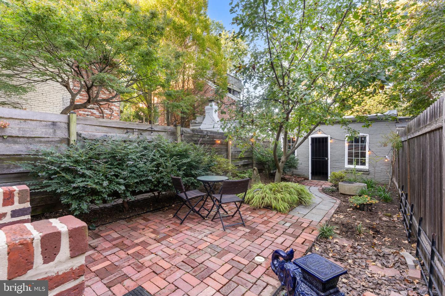 614 8TH ST NE, WASHINGTON, District Of Columbia 20002, 3 Bedrooms Bedrooms, ,2 BathroomsBathrooms,Residential,For sale,614 8TH ST NE,DCDC2225722 MLS # DCDC2225722