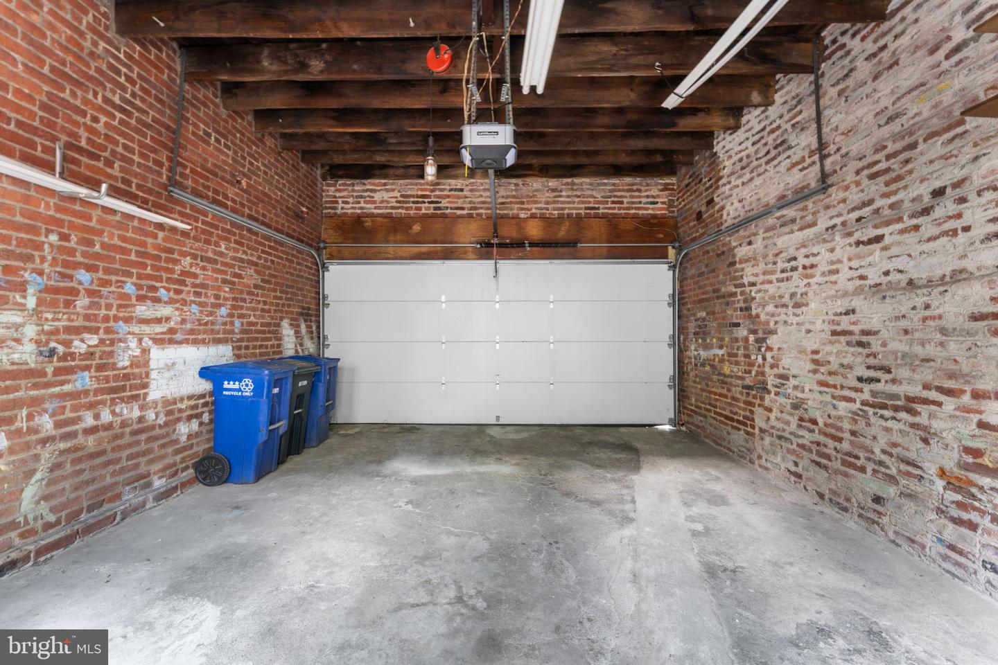 614 8TH ST NE, WASHINGTON, District Of Columbia 20002, 3 Bedrooms Bedrooms, ,2 BathroomsBathrooms,Residential,For sale,614 8TH ST NE,DCDC2225722 MLS # DCDC2225722