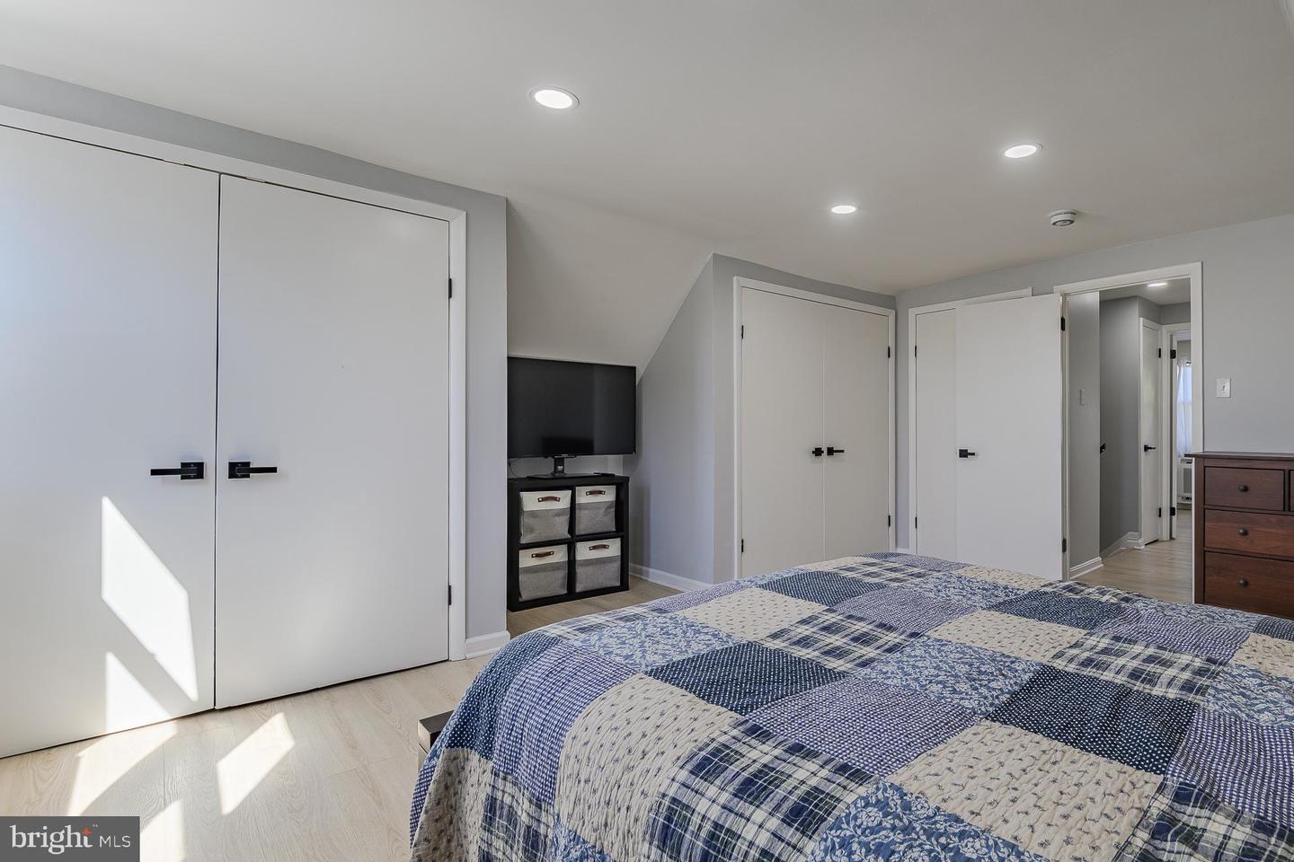 4111 MOUNT ECHO LN, FAIRFAX, Virginia 22033, 4 Bedrooms Bedrooms, ,2 BathroomsBathrooms,Residential,For sale,4111 MOUNT ECHO LN,VAFX2273286 MLS # VAFX2273286