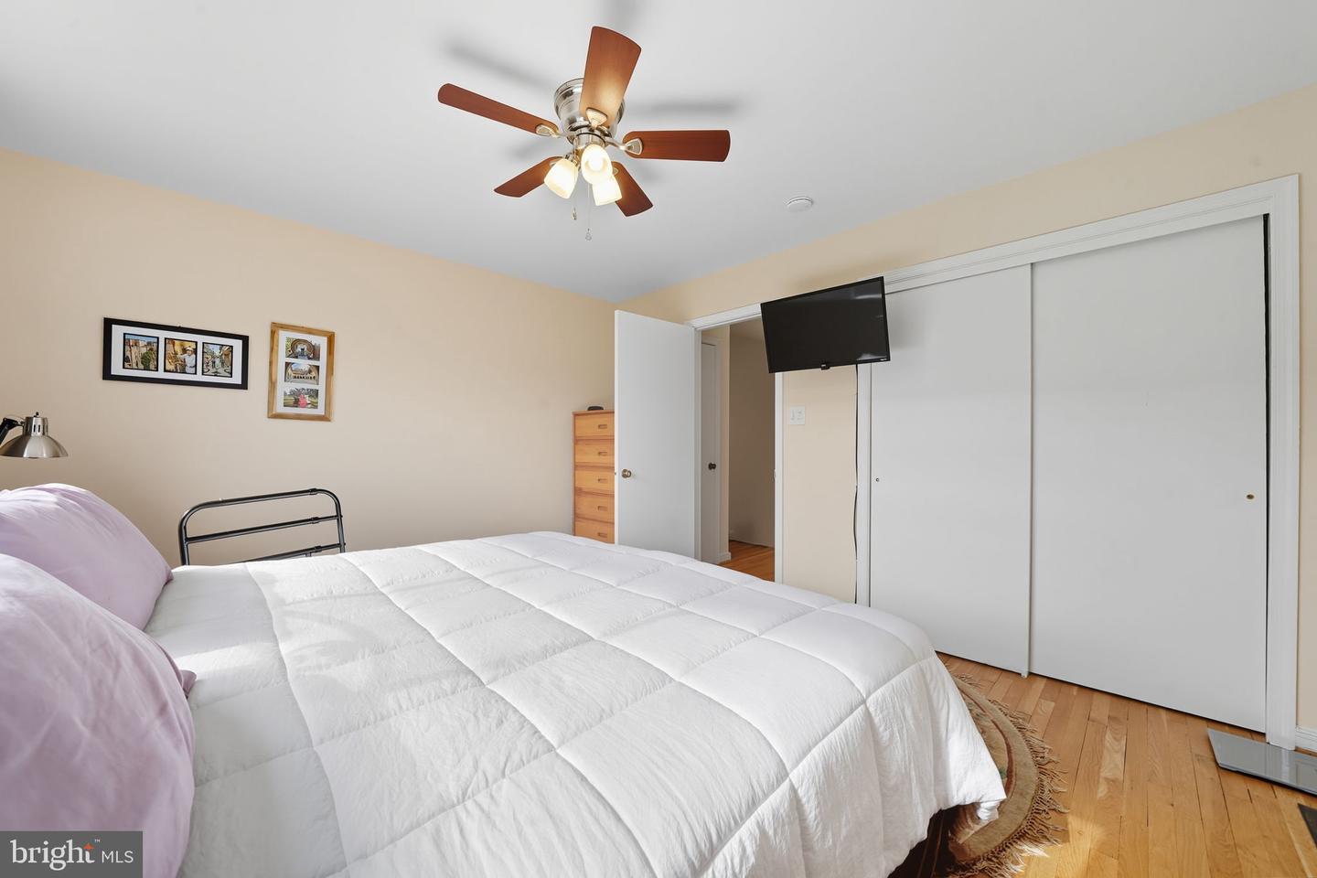 403 N HAMILTON ST #J, RICHMOND, Virginia 23221, 2 Bedrooms Bedrooms, 5 Rooms Rooms,1 BathroomBathrooms,Residential,For sale,403 N HAMILTON ST #J,VARC2000764 MLS # VARC2000764