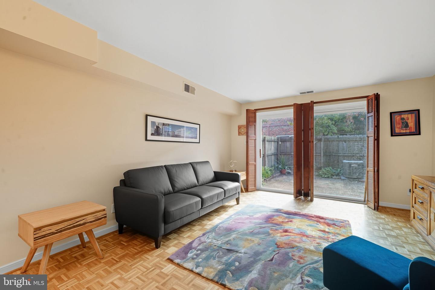 403 N HAMILTON ST #J, RICHMOND, Virginia 23221, 2 Bedrooms Bedrooms, 5 Rooms Rooms,1 BathroomBathrooms,Residential,For sale,403 N HAMILTON ST #J,VARC2000764 MLS # VARC2000764