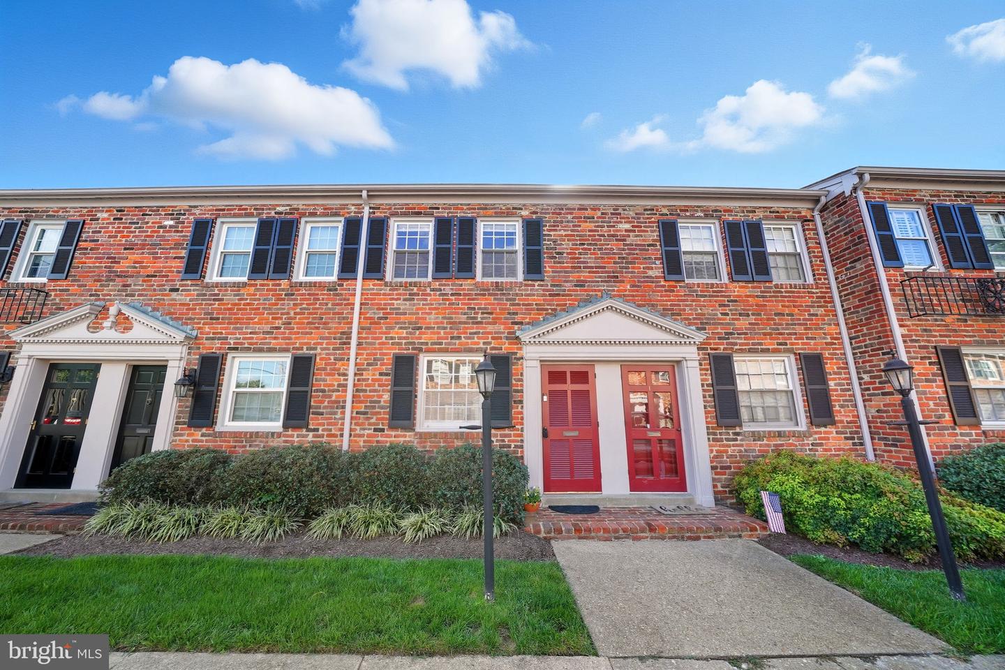 403 N HAMILTON ST #J, RICHMOND, Virginia 23221, 2 Bedrooms Bedrooms, 5 Rooms Rooms,1 BathroomBathrooms,Residential,For sale,403 N HAMILTON ST #J,VARC2000764 MLS # VARC2000764