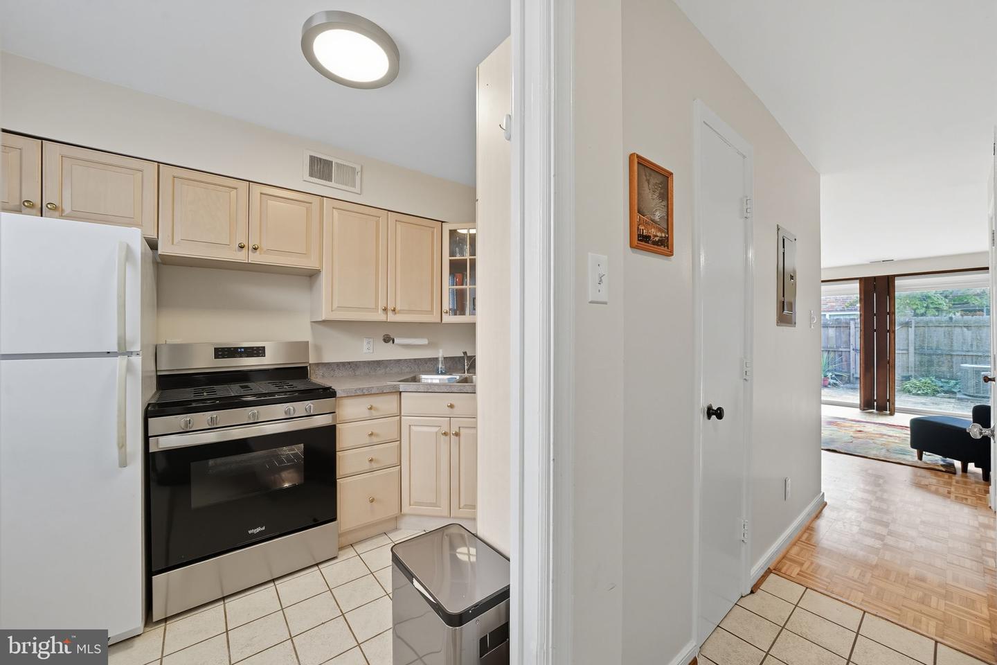 403 N HAMILTON ST #J, RICHMOND, Virginia 23221, 2 Bedrooms Bedrooms, 5 Rooms Rooms,1 BathroomBathrooms,Residential,For sale,403 N HAMILTON ST #J,VARC2000764 MLS # VARC2000764