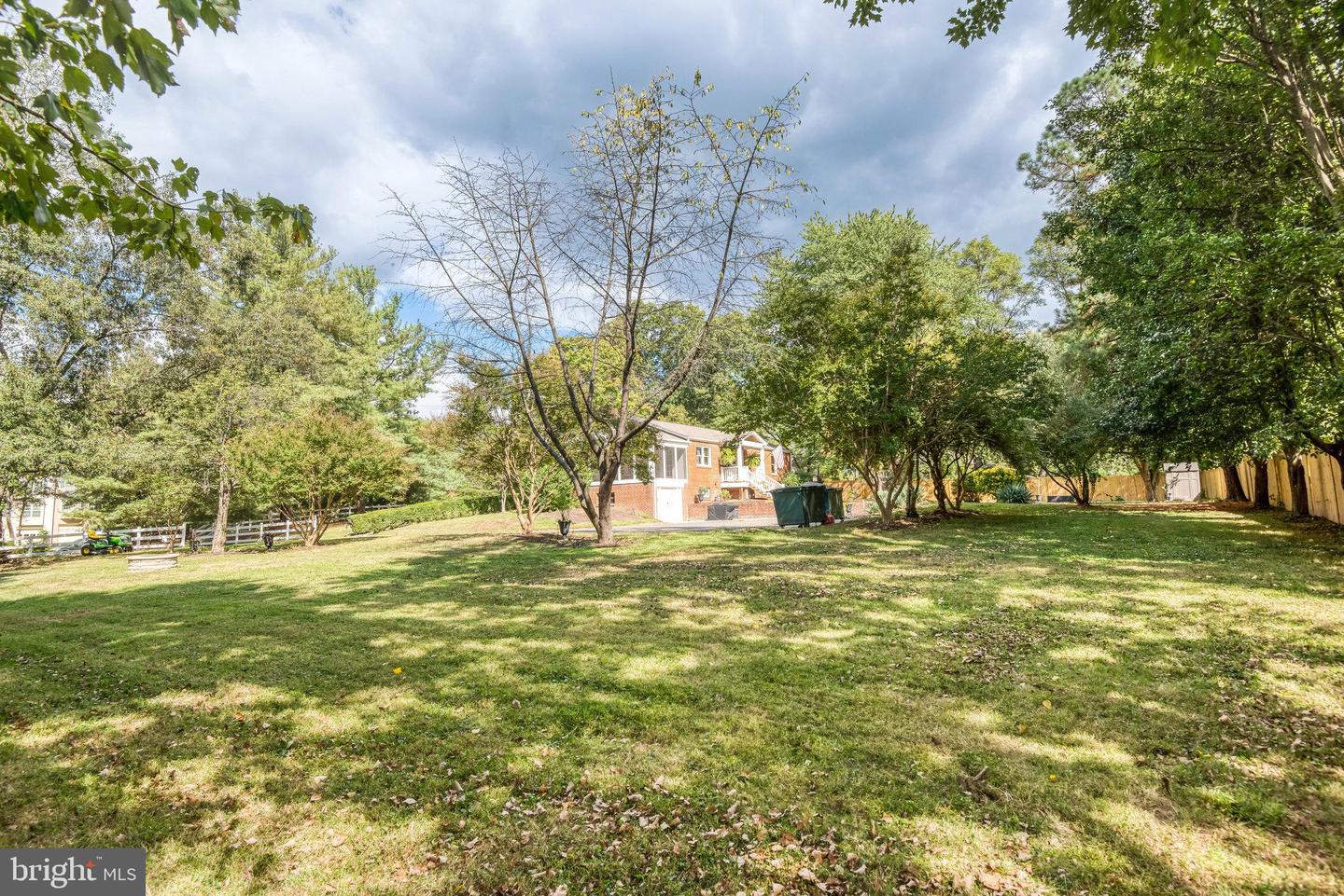 5527 WHARTON LN, CENTREVILLE, Virginia 20120, 3 Bedrooms Bedrooms, ,2 BathroomsBathrooms,Residential,For sale,5527 WHARTON LN,VAFX2273034 MLS # VAFX2273034