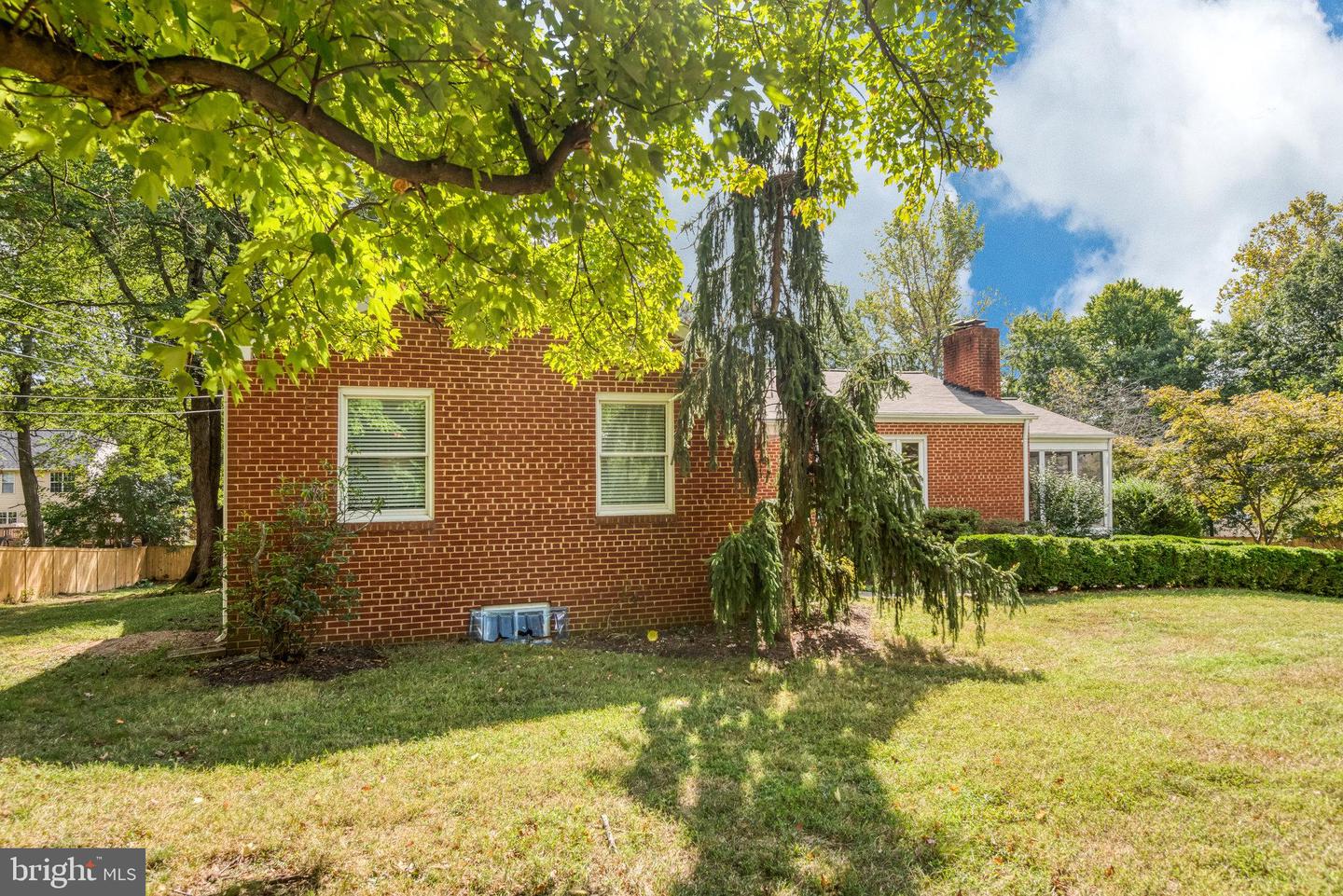 5527 WHARTON LN, CENTREVILLE, Virginia 20120, 3 Bedrooms Bedrooms, ,2 BathroomsBathrooms,Residential,For sale,5527 WHARTON LN,VAFX2273034 MLS # VAFX2273034