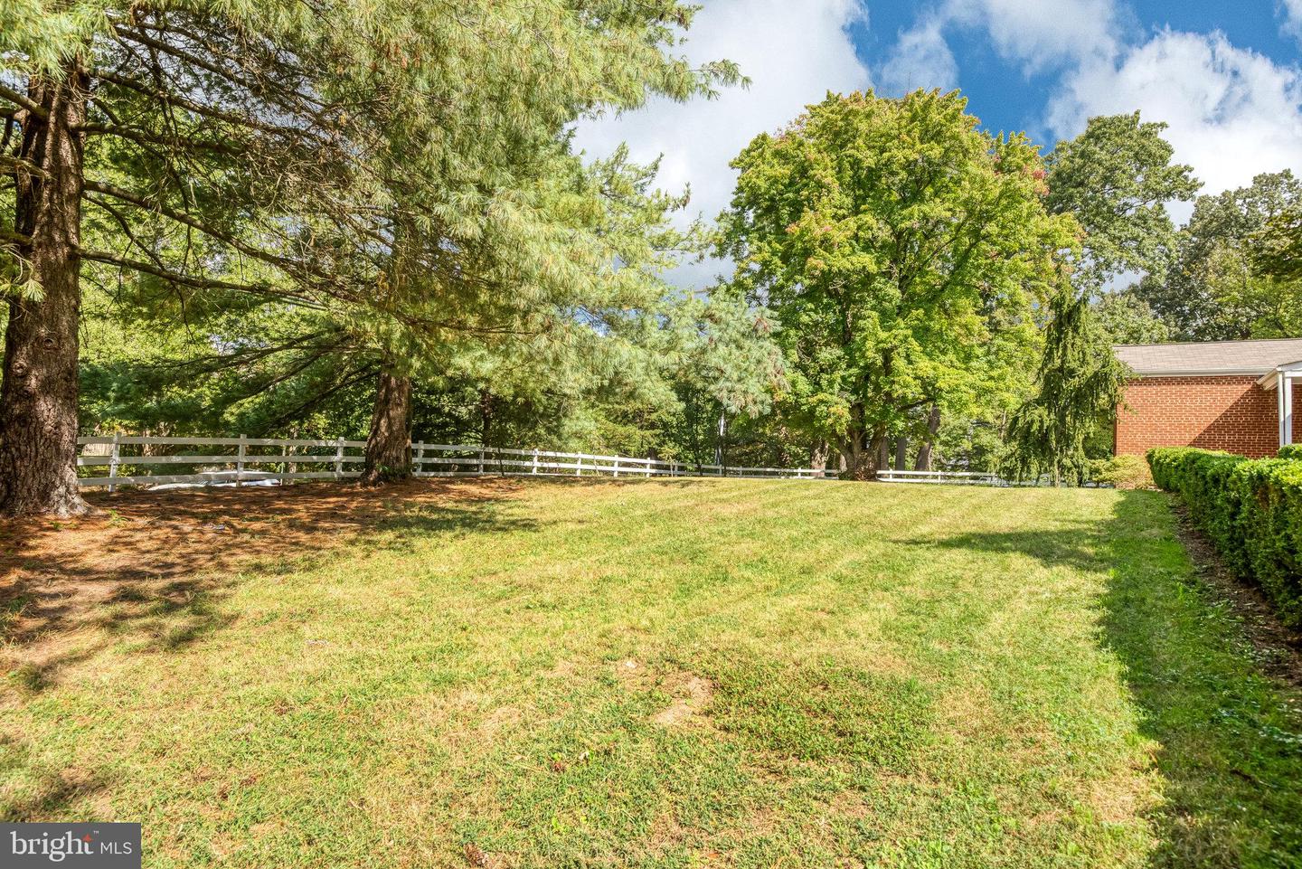 5527 WHARTON LN, CENTREVILLE, Virginia 20120, 3 Bedrooms Bedrooms, ,2 BathroomsBathrooms,Residential,For sale,5527 WHARTON LN,VAFX2273034 MLS # VAFX2273034