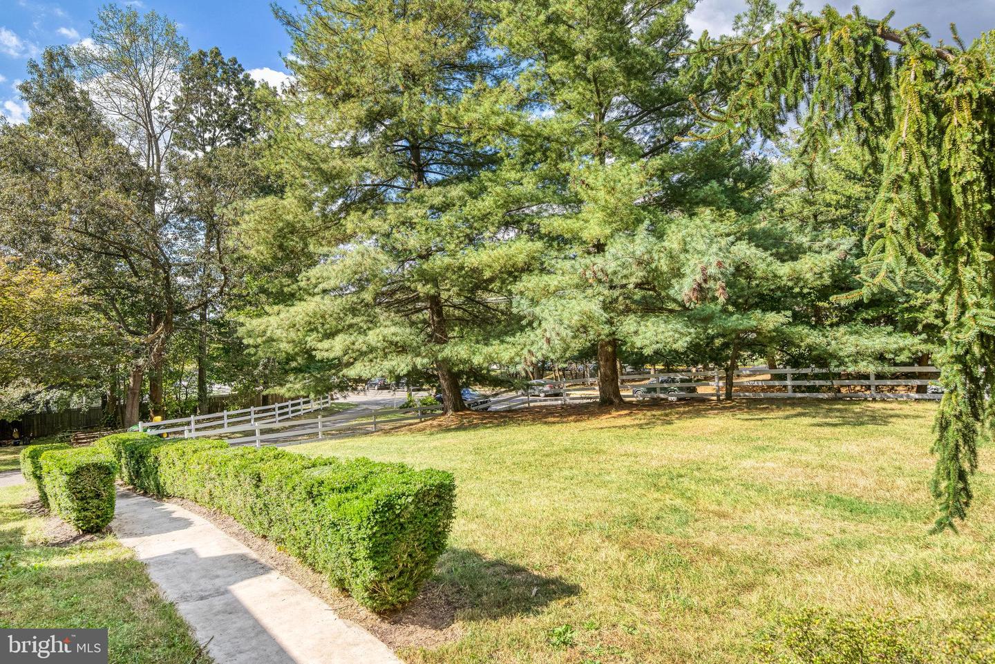 5527 WHARTON LN, CENTREVILLE, Virginia 20120, 3 Bedrooms Bedrooms, ,2 BathroomsBathrooms,Residential,For sale,5527 WHARTON LN,VAFX2273034 MLS # VAFX2273034