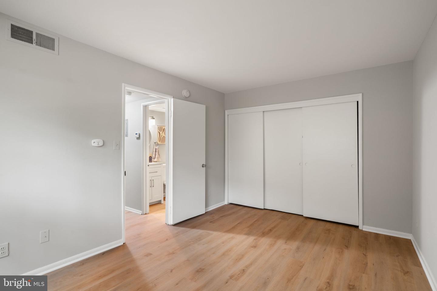 4367 AMERICANA DR #F 104, ANNANDALE, Virginia 22003, 1 Bedroom Bedrooms, ,1 BathroomBathrooms,Residential,For sale,4367 AMERICANA DR #F 104,VAFX2273052 MLS # VAFX2273052