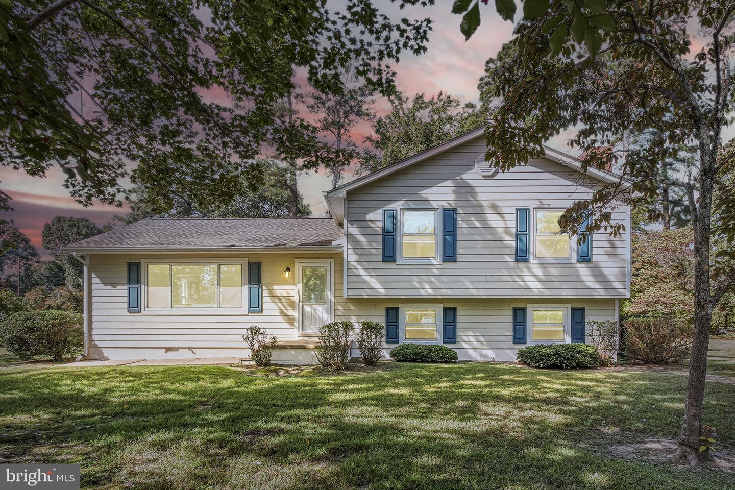1247 S GLEBE RD, MONTROSS, Virginia 22520, 3 Bedrooms Bedrooms, 7 Rooms Rooms,2 BathroomsBathrooms,Residential,For sale,1247 S GLEBE RD,VAWE2009884 MLS # VAWE2009884