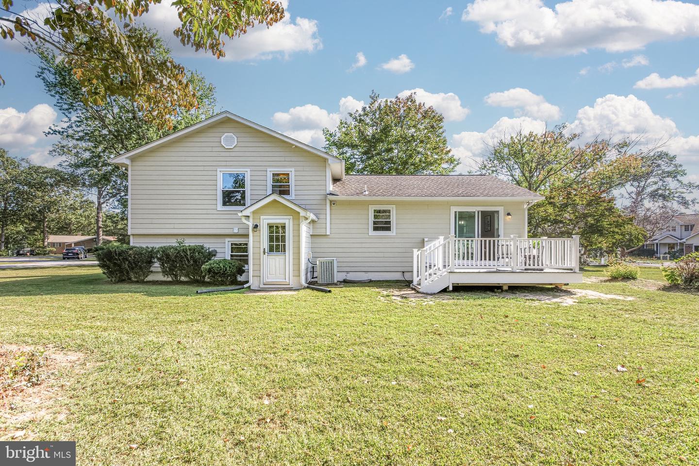 1247 S GLEBE RD, MONTROSS, Virginia 22520, 3 Bedrooms Bedrooms, 7 Rooms Rooms,2 BathroomsBathrooms,Residential,For sale,1247 S GLEBE RD,VAWE2009884 MLS # VAWE2009884