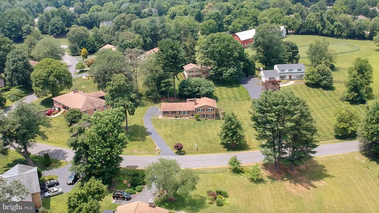 2736 CALKINS RD, HERNDON, Virginia 20171, 3 Bedrooms Bedrooms, 16 Rooms Rooms,4 BathroomsBathrooms,Residential,For sale,2736 CALKINS RD,VAFX2273088 MLS # VAFX2273088